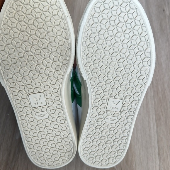 VEJA
Women's Campo Low Top Sneakers size 5 NWOB - Picture 9 of 12